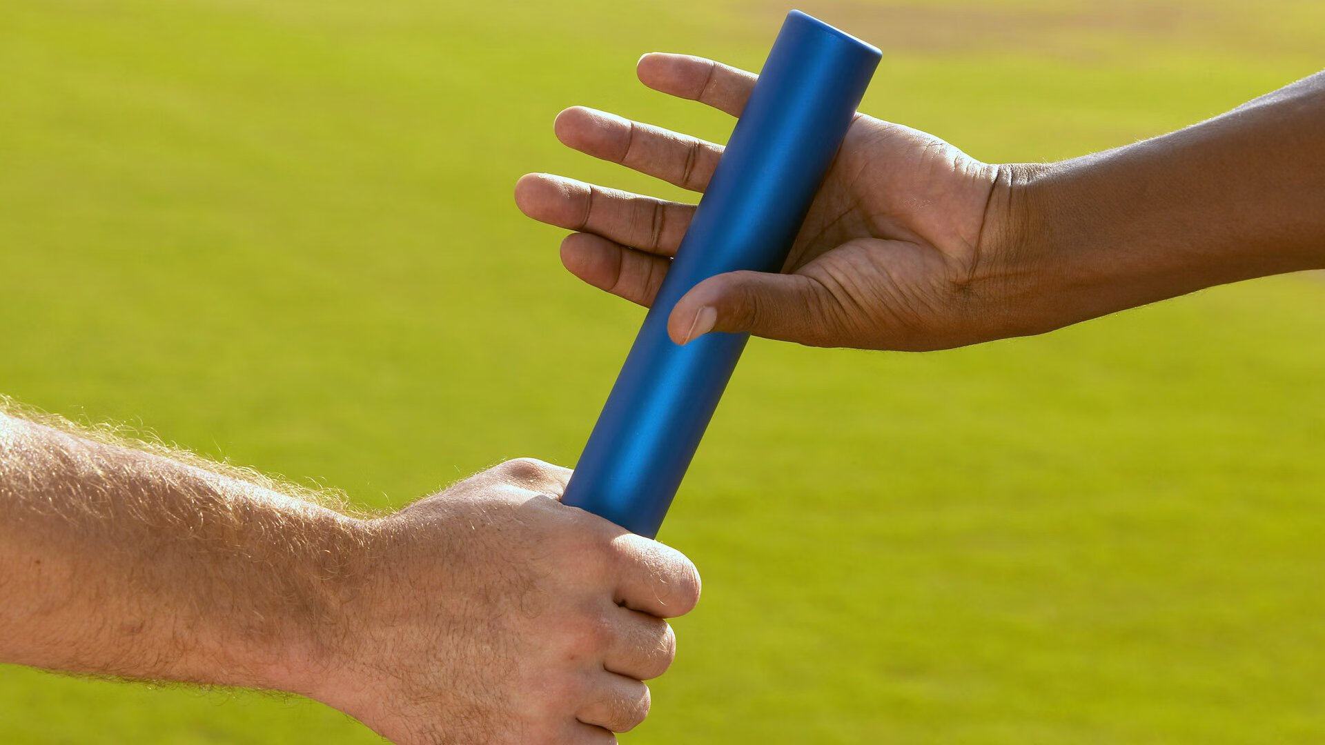 中小学体育教师专业能力提升策略，中小学体育教师专业能力提升策略研究