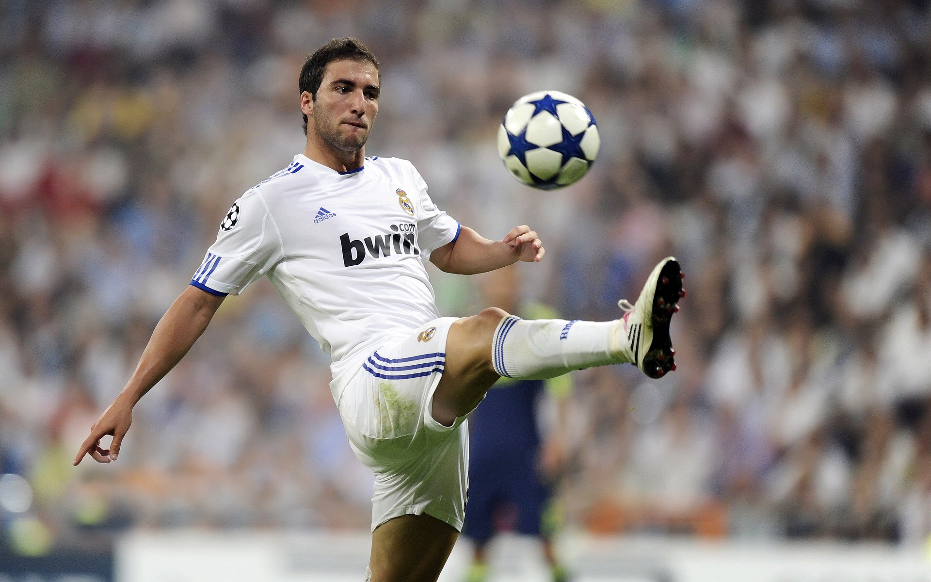 “阿尔希拉尔淘汰曼城，制造最大冷门”